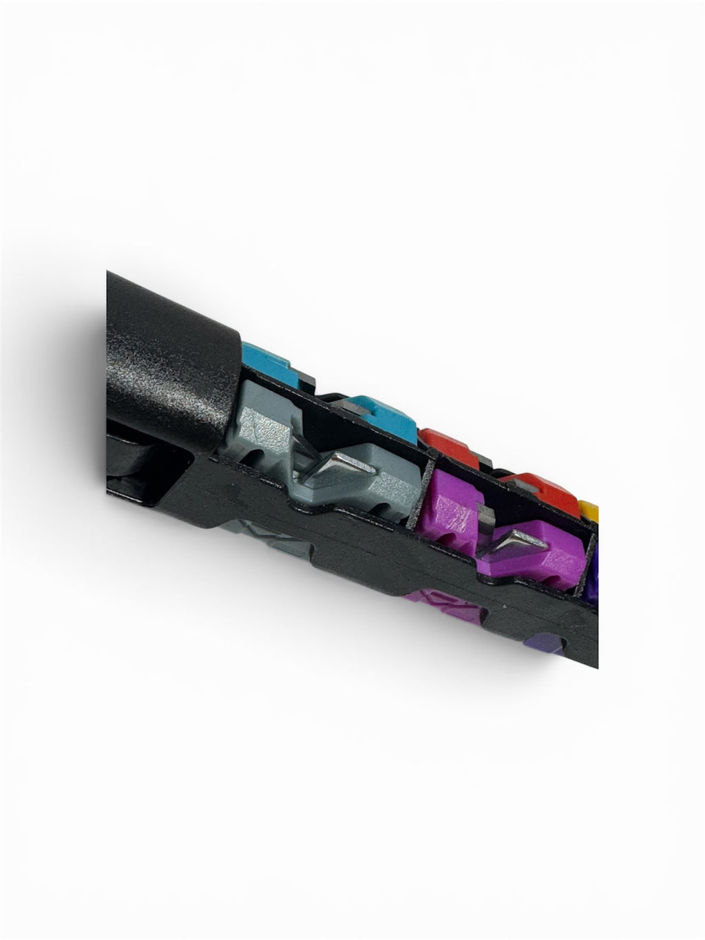 Universal 15-in-1 sharpener with cartridge system